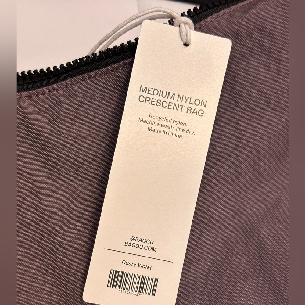BAGGU Medium Nylon Crescent Bag in Dusty Violet